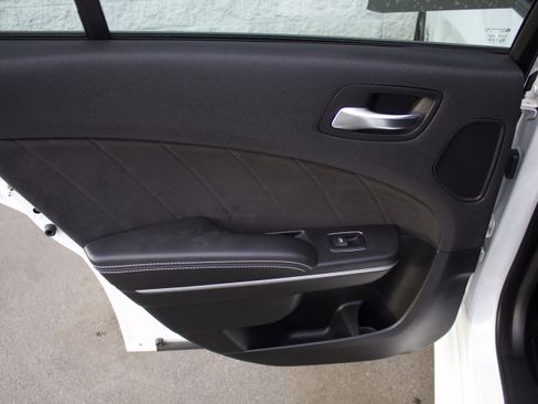 Used 2018 Dodge Charger SRT w/ Harman/Kardon Audio Group image 23