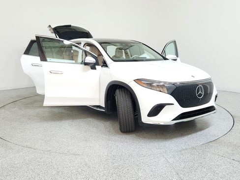Certified 2023 Mercedes-Benz EQS 450+ SUV image 15