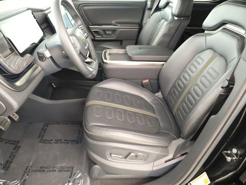 Used 2023 Rivian R1T Adventure image 23