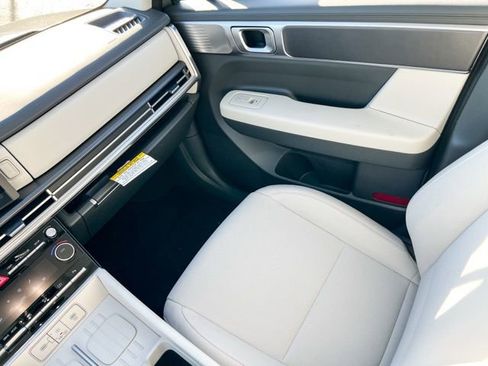 New 2026 Hyundai Santa Fe SE image 13