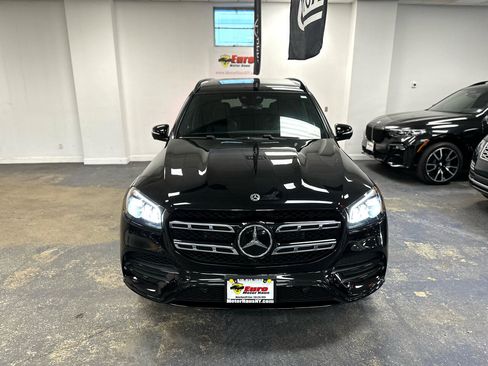 Used 2021 Mercedes-Benz GLS 580 4MATIC image 4