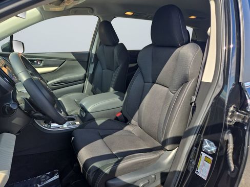 Certified 2022 Subaru Ascent Premium w/ Convenience Package image 9