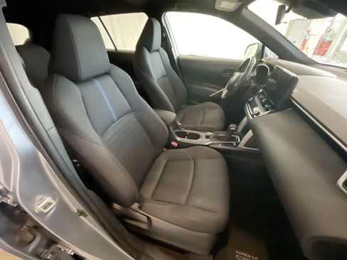 Certified 2024 Toyota Corolla Cross SE image 24