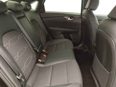 Used 2023 Kia Forte GT-Line w/ GT-Line Premium Package FWD image 19
