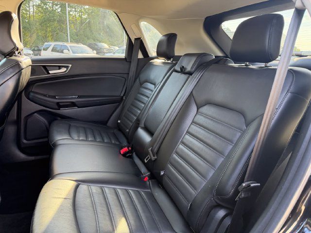 Used 2018 Ford Edge SEL w/ Equipment Group 201A AWD/4WD image 21