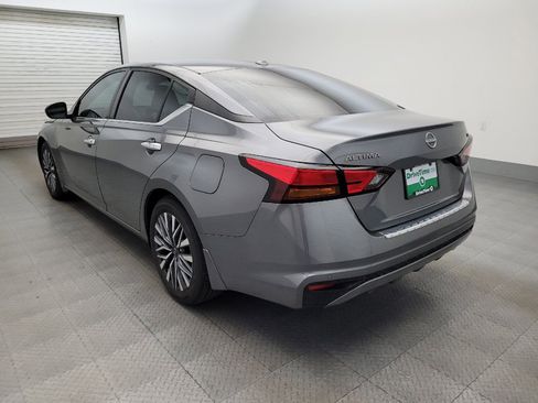 Used 2023 Nissan Altima 2.5 SV FWD image 5