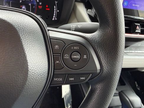 Certified 2026 Toyota Corolla Cross L FWD image 25