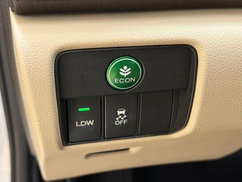 Used 2014 Honda Accord EX-L image 19