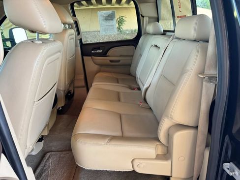 Used 2012 GMC Sierra 3500 Denali AWD/4WD image 22