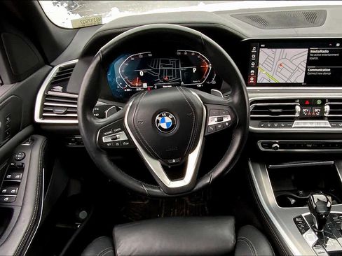 Used 2022 BMW X5 xDrive40i w/ Premium Package image 5