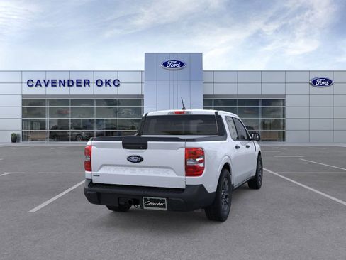 New 2025 Ford Maverick XLT image 8