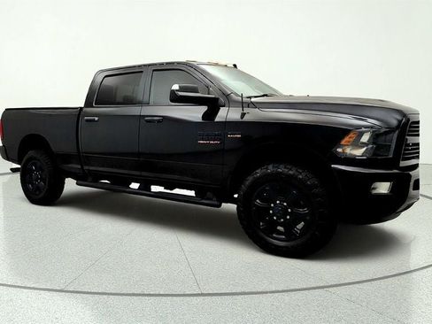 Used 2016 RAM 2500 Big Horn w/ Black Appearance Group AWD/4WD image 3