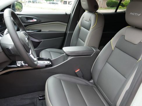 New 2026 Chevrolet Trax ACTIV w/ Driver Confidence Package FWD image 22