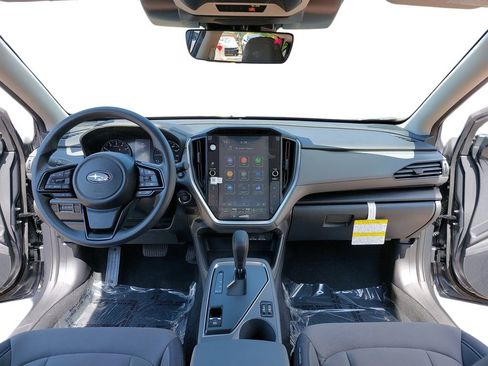 Used 2025 Subaru Crosstrek 2.0i Premium image 9