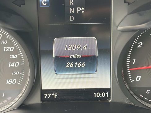 Used 2019 Mercedes-Benz GLC 300 image 26