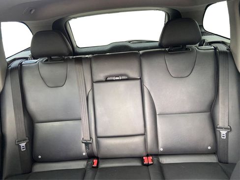 Used 2016 Volvo XC60 T5 Premier w/ Proximity Package image 15