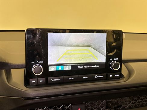 Certified 2025 Honda Accord LX image 22