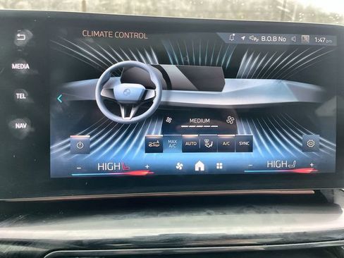 Used 2025 BMW X1 xDrive28i image 19