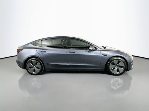 Used 2022 Tesla Model 3 Long Range image 8