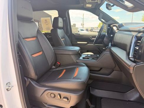 Used 2025 GMC Sierra 3500 AT4 w/ AT4 Premium Plus Package AWD/4WD image 26