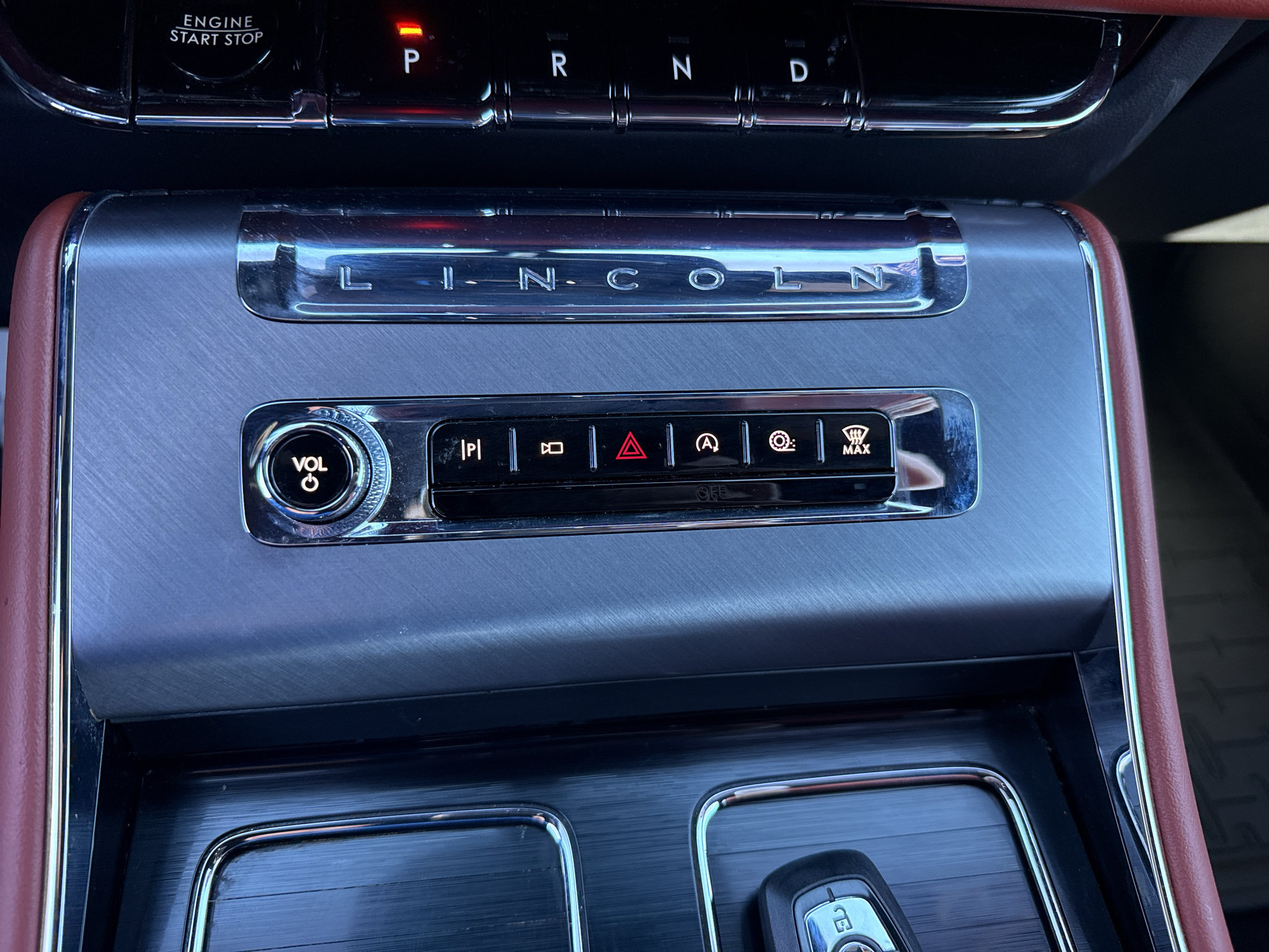 Used 2025 Lincoln Aviator Reserve w/ Equipment Group 201A AWD/4WD image 34