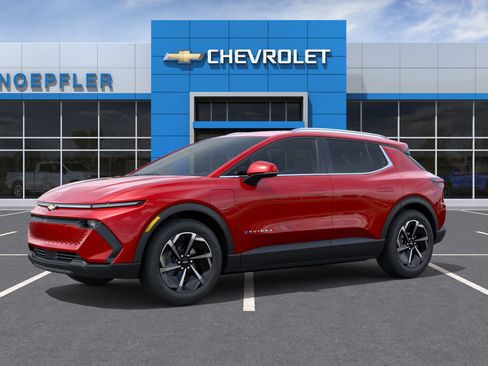 New 2026 Chevrolet Equinox EV LT image 2