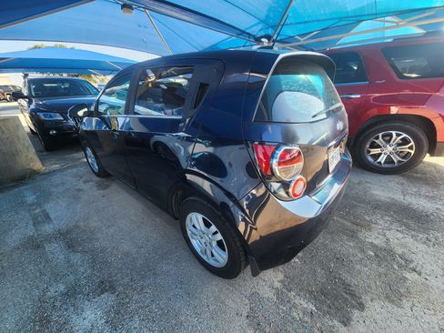 Used 2015 Chevrolet Sonic LT FWD image 3