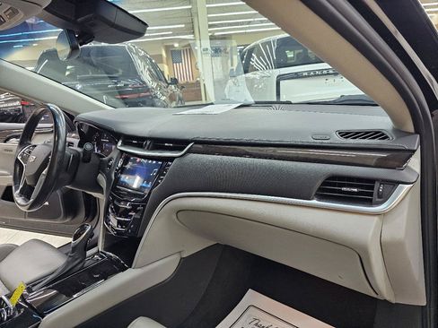 Used 2017 Cadillac XTS Luxury w/ Driver Awareness Package FWD image 21