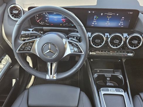 Certified 2026 Mercedes-Benz GLA 250 image 26