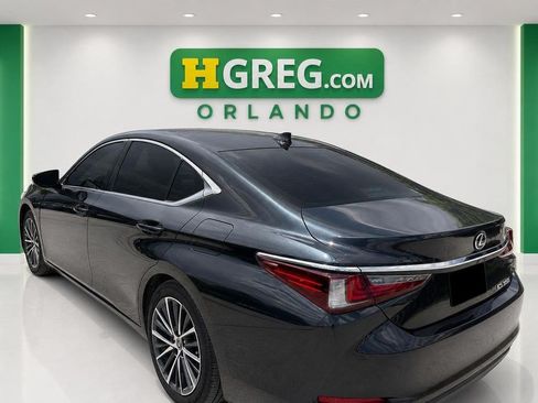 Used 2022 Lexus ES 350 w/ Premium Package FWD image 2