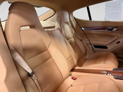Used 2014 Porsche Panamera 4S w/ Premium Package Plus AWD/4WD image 24