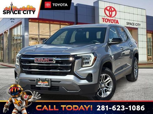 Used 2025 GMC Terrain Elevation FWD image 1