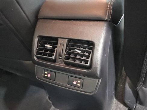 Used 2015 Subaru Legacy 2.5i Limited image 17