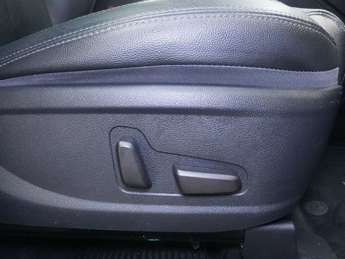Used 2019 Hyundai Santa Fe Limited AWD/4WD image 31