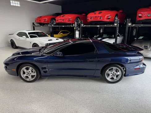 Used 2001 Pontiac Firebird Trans Am w/ SLP Firehawk Pkg RWD image 8