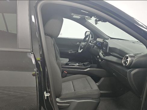 Used 2026 Chevrolet Equinox LT FWD image 9