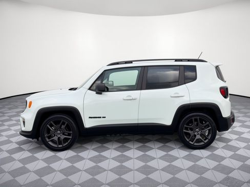 Used 2021 Jeep Renegade Latitude FWD image 2