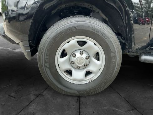 Used 2023 Toyota Tacoma SR AWD/4WD image 16