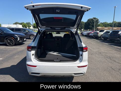 Used 2022 Mitsubishi Outlander SEL AWD/4WD image 25
