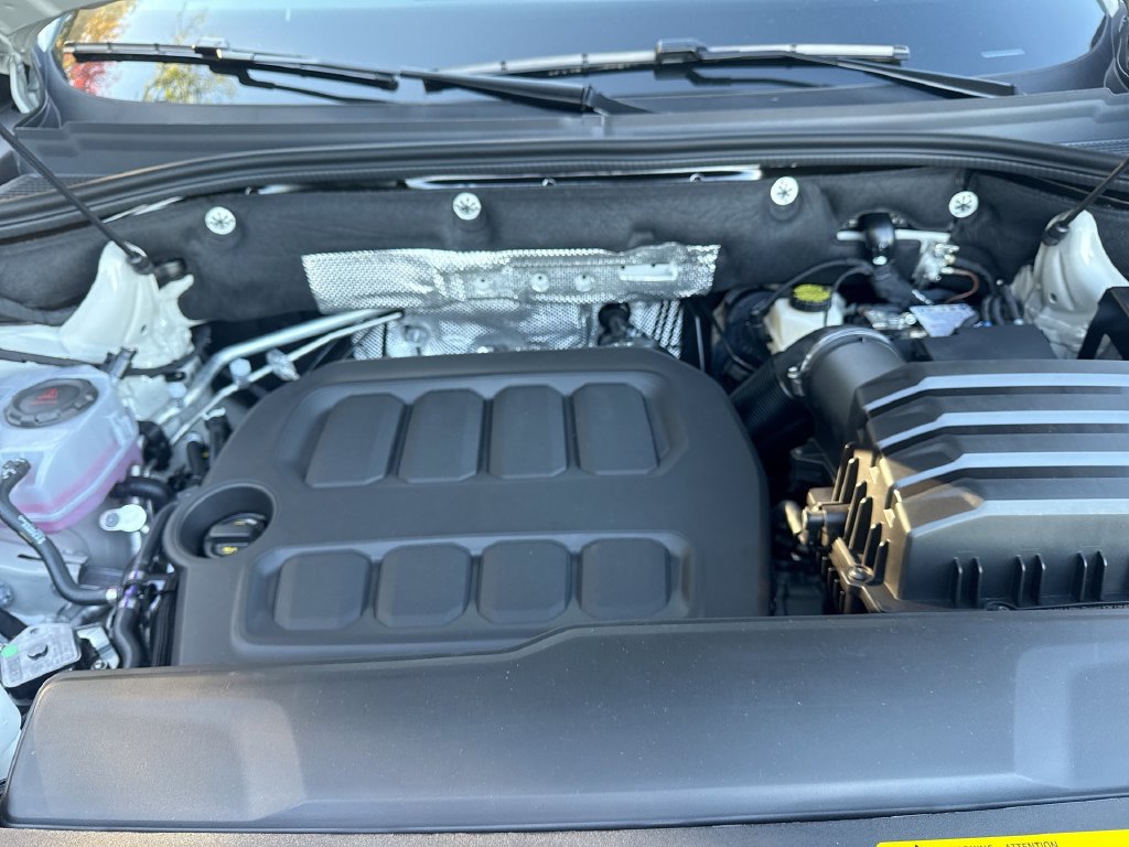 New 2027 Volkswagen Atlas SEL R-Line AWD/4WD image 18