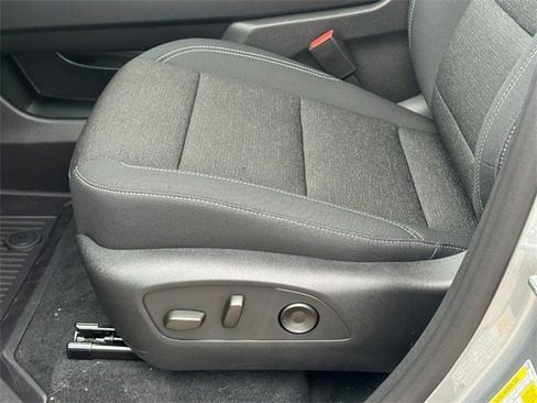 New 2026 Chevrolet Traverse LT w/ Sun and Wheel Package image 12