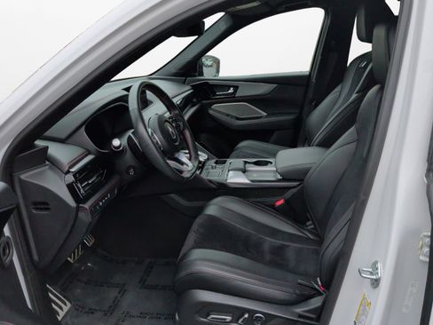 Used 2023 Acura MDX A-Spec image 9