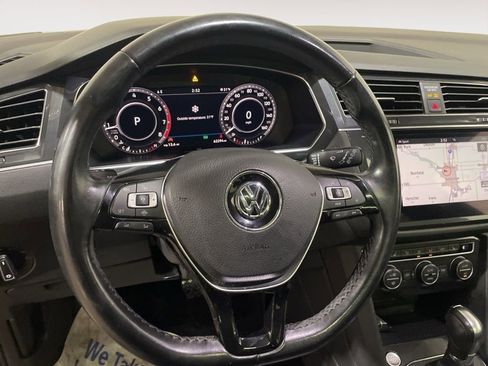 Used 2019 Volkswagen Tiguan SEL image 22