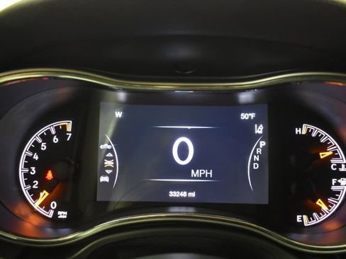 Used 2019 Jeep Grand Cherokee Limited image 26