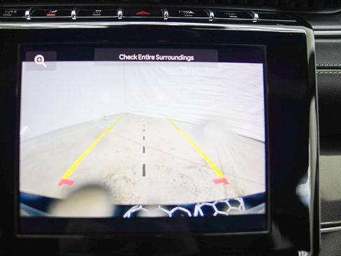 Used 2022 Jeep Grand Cherokee L Laredo image 21