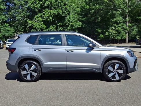Certified 2025 Volkswagen Taos S AWD/4WD image 12