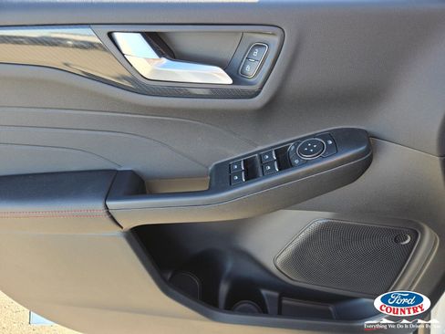 New 2026 Ford Escape ST-Line w/ Tech Pack #1 image 9