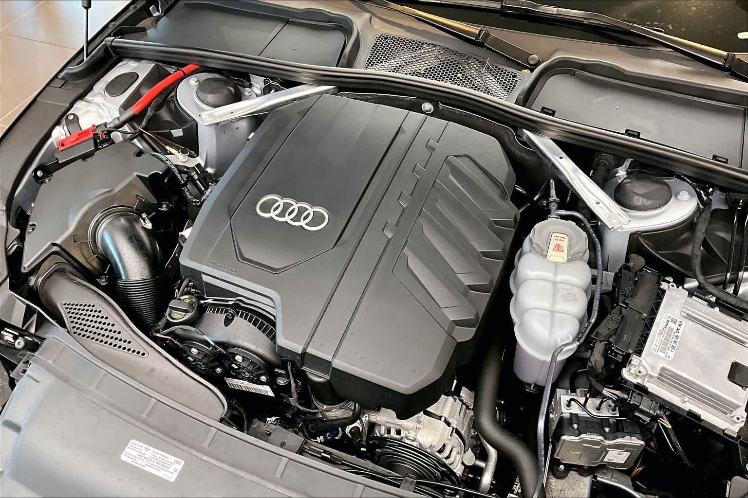 Used 2023 Audi A4 2.0T Premium Plus w/ Premium Plus Package AWD/4WD image 31