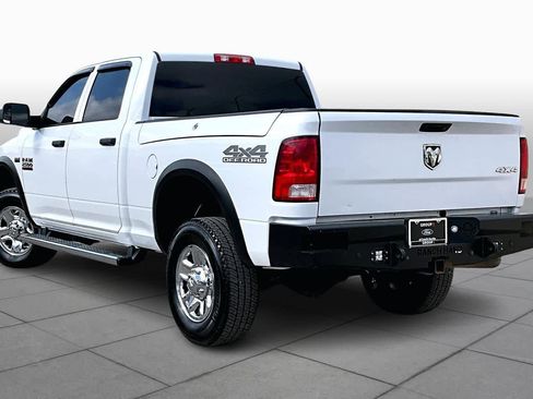 Used 2018 RAM 2500 Tradesman w/ Chrome Appearance Group image 16