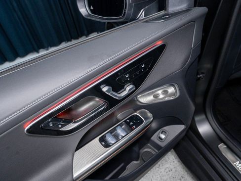 New 2026 Mercedes-Benz GLC 300 image 11